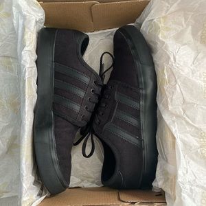 Seeley J Adidas shoes